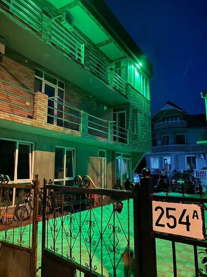 Guest House "Sulo" Кобулеті Екстер'єр фото