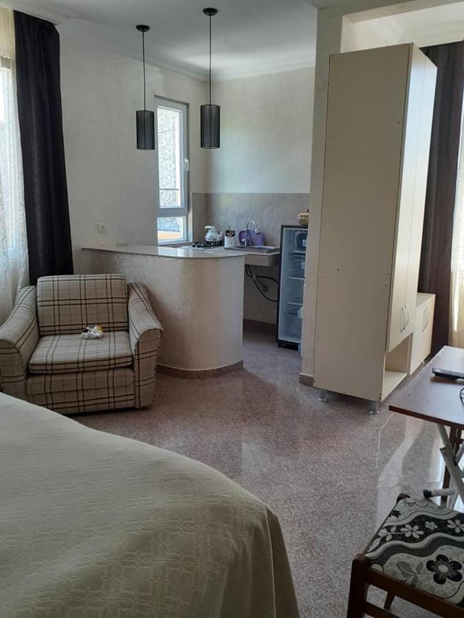 Guest House "Sulo" Кобулеті Екстер'єр фото